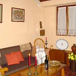 Semesterbostad Welcoming House With Pool In San Cristobal, 70 M²