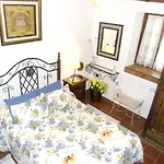 Welcoming House With Pool In San Cristobal, 70 M²