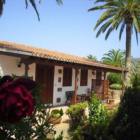 別荘 Welcoming House With Pool In San Cristobal, 70 M²
