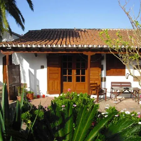 Welcoming House With Pool In San Cristobal, 70 M² Дом отдыха *