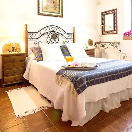 Welcoming House With Pool In San Cristobal, 70 M² بيت للعطل