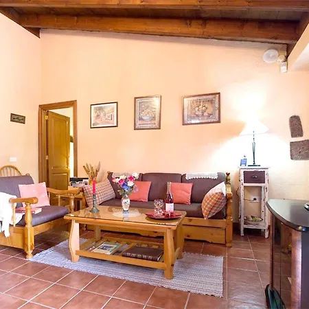 Welcoming House With Pool In San Cristobal, 70 M² * لا لاغونا