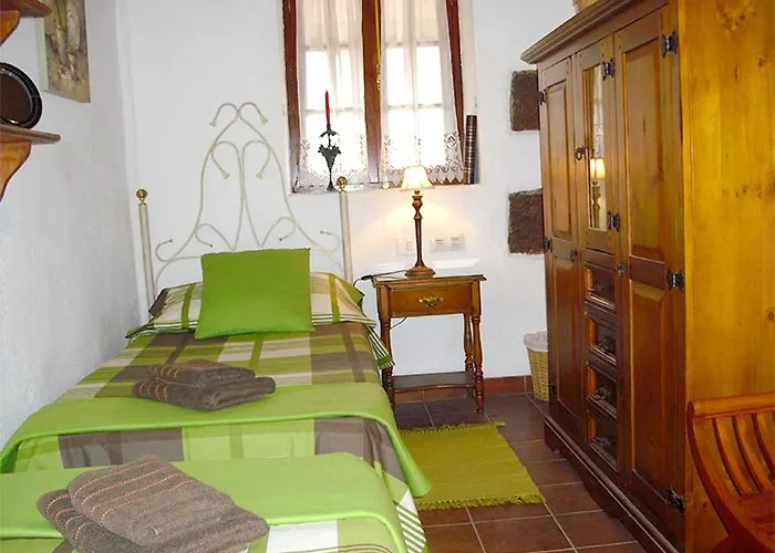 Welcoming House With Pool In San Cristobal, 70 M² * La Laguna (Tenerife)