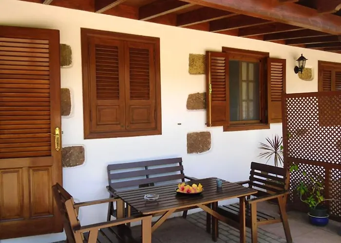 Welcoming House With Pool In San Cristobal, 70 M²